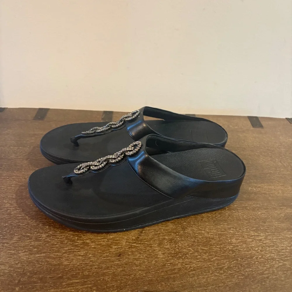 FitFlop Microwobbleboard Black Leather Crystal Chain Wedge Sandals Women US‎ 9